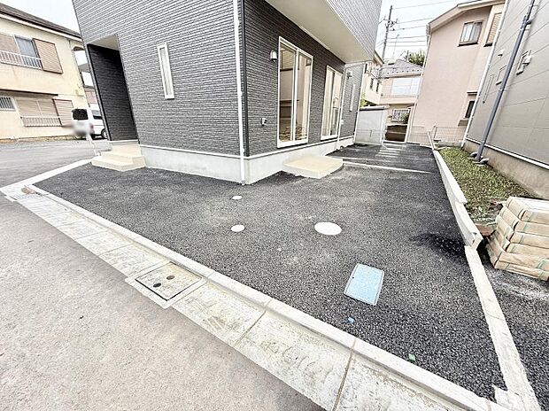 8号棟 ■自宅にカースペースがあると助かります