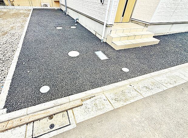 6号棟 ■毎日の駐車が快適に