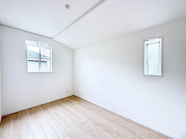 1号棟 ■窓の配置や通気性の良い設計で部屋の空気がこもらず、常に新鮮な空気が流れます