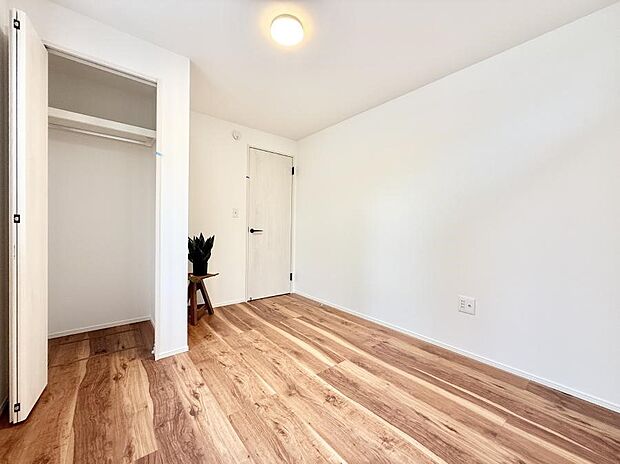 ■落ち着いた色合いのお部屋で穏やかな時間を楽しめます