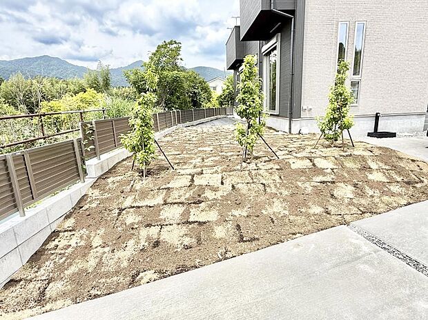 1号棟 ■庭付き住宅は多様な使用用途で活用できます