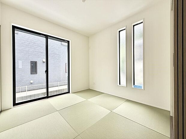 2号棟 ■落ち着いた色合いのお部屋で穏やかな時間を楽しめます