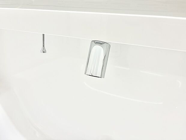 ■手洗いや顔を洗う時も快適に使える便利なシャワー