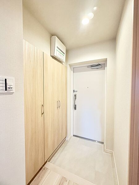 ■ 毎日を気持ちよく迎える、明るく温もりのある玄関