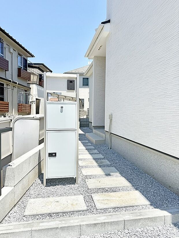 2号棟 ■ 心地よい暮らしへとつながる、温かい玄関