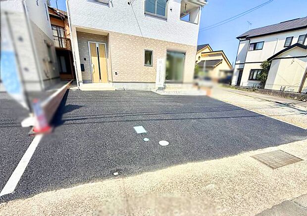 2号棟 ■快適な駐車スペースで安心