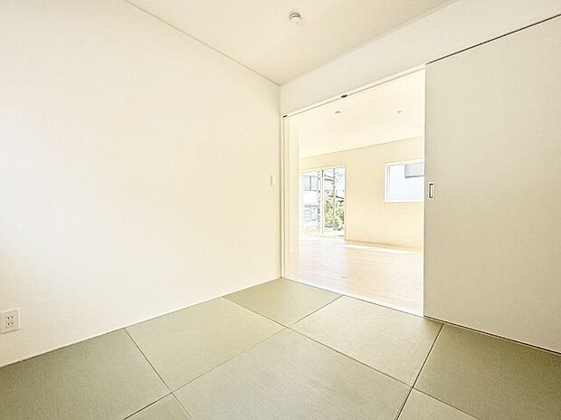 ■落ち着いた雰囲気のお部屋で心が安らぐ空間