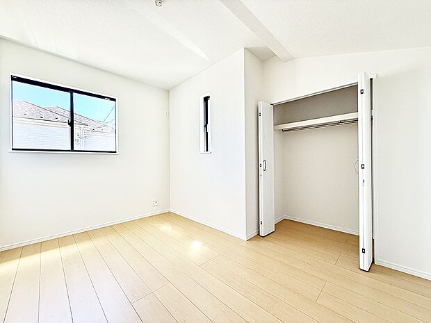 P号棟 ■仕事や勉強のスペースに使うことで、集中しやすく静かな環境が整います