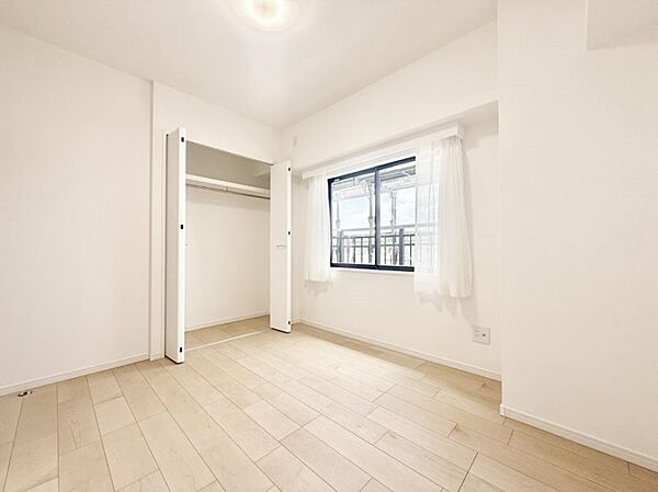 ■窓の配置や通気性の良い設計で部屋の空気がこもらず、常に新鮮な空気が流れます