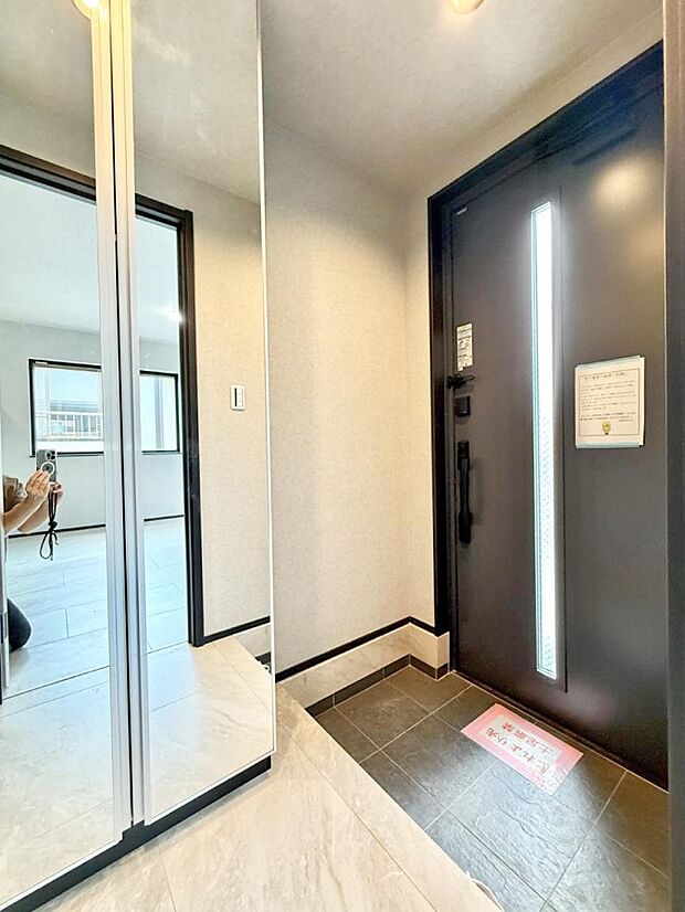 B号棟  ■ 家族やゲストをやさしく迎える、心地よい空間