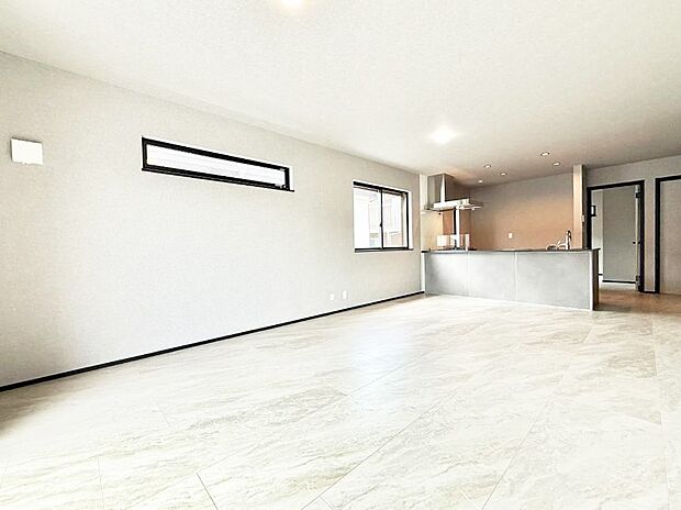 B号棟  ■くつろぎと笑顔が集まる、心温まるリビング