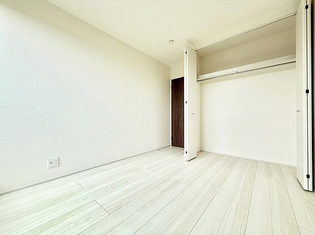 8号棟  ■自分だけのスペース どんなお部屋にするかとっても楽しみですね