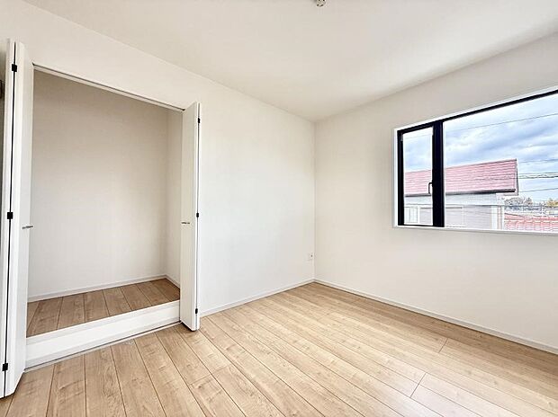 ■落ち着いた雰囲気のお部屋で心が安らぐ空間