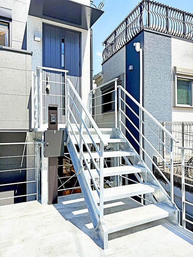 C号棟 ■ 帰るたびにホッとする、安心感のある佇まい