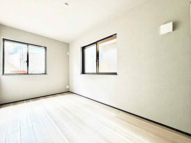 C号棟  ■落ち着いた色合いのお部屋で穏やかな時間を楽しめます
