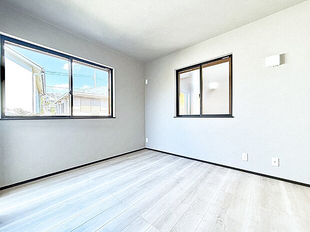 B号棟 ■落ち着いた色合いのお部屋で穏やかな時間を楽しめます