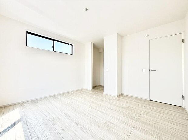 1号棟  ■窓の配置や通気性の良い設計で部屋の空気がこもらず、常に新鮮な空気が流れます