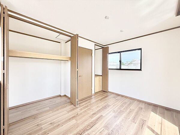 ■窓の配置や通気性の良い設計で部屋の空気がこもらず、常に新鮮な空気が流れます