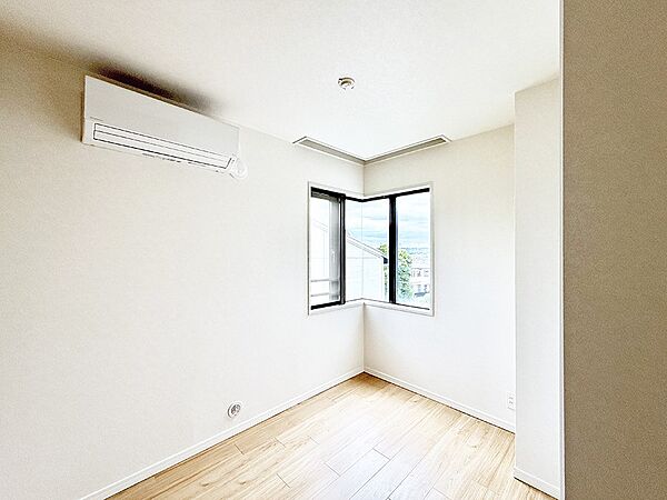 ■落ち着いた雰囲気のお部屋で心が安らぐ空間