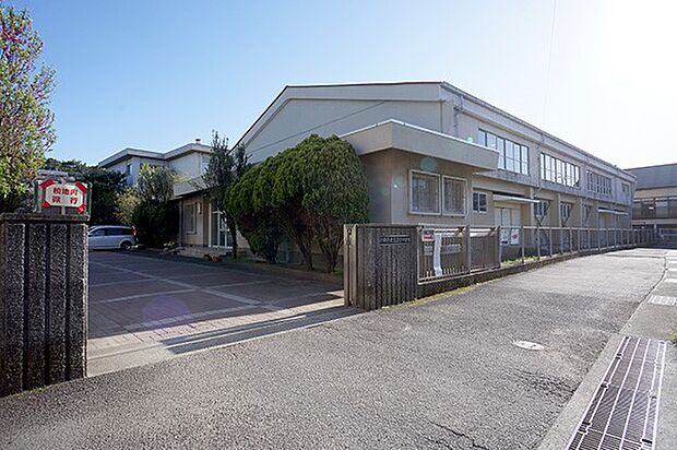 中学校 1170m 小田原市立酒匂中学校