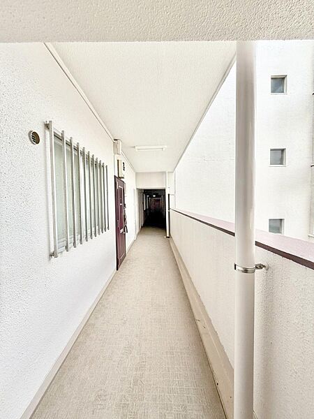 ■ シンプルで美しく、住まいの第一印象を彩る玄関です
