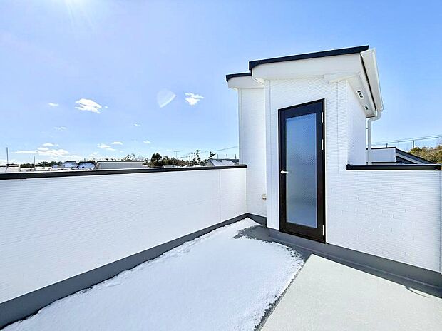 3号棟 ■ 朝のコーヒーや夜の星空を楽しむ、癒しの場所