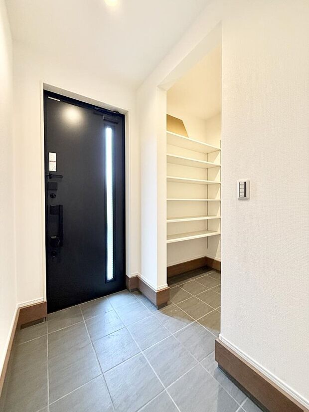 1号棟 ■ シンプルで美しく、快適な暮らしの入り口