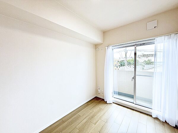 ■落ち着いた雰囲気のお部屋で心が安らぐ空間