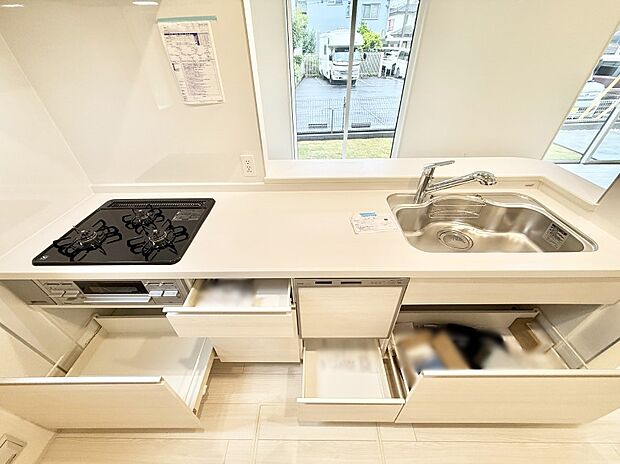 1号棟 ■シンプルで機能的、毎日使いやすいキッチン