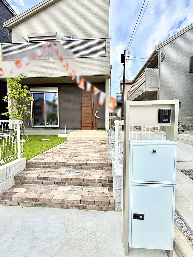 3号棟 ■ 心地よい暮らしへとつながる、温かい玄関