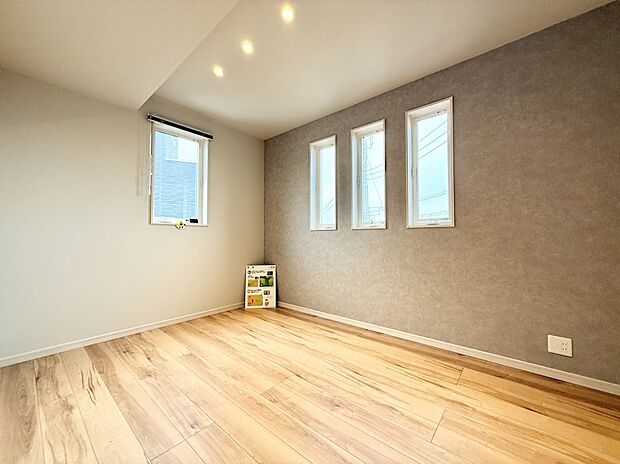 4号棟 ■清潔感あふれるお部屋で毎日を快適に過ごせます