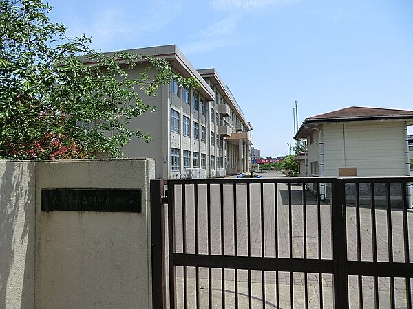 小学校 557m 八王子市立別所小学校