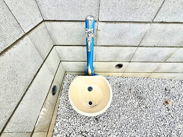1号棟 ■ガーデニングや洗車などの際に大活躍な屋外立水栓
