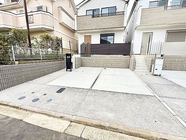 1号棟 ■快適な駐車スペースで安心