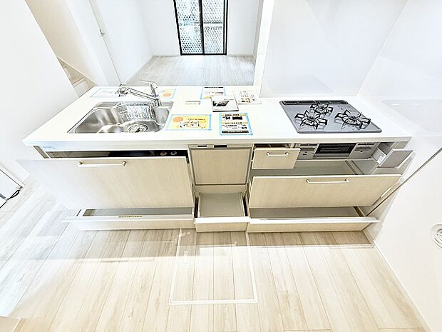 1号棟  ■シンプルで機能的、毎日使いやすいキッチン