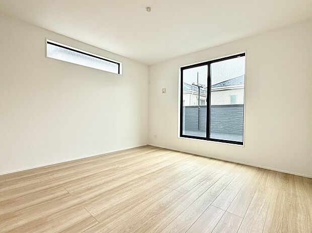 2号棟 ■落ち着いた色合いのお部屋で穏やかな時間を楽しめます