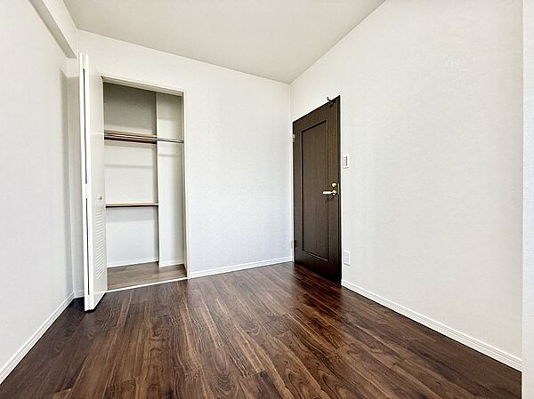 ■落ち着いた色合いのお部屋で穏やかな時間を楽しめます