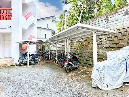 ■敷地内に駐輪場を完備しており、自転車の利用もスムーズです