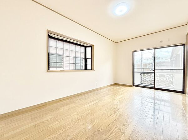 ■落ち着いた雰囲気のお部屋で心が安らぐ空間