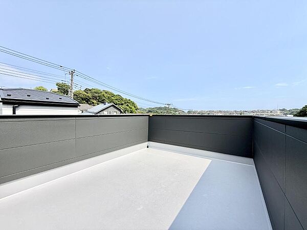 Ａ号棟  ■ 季節の移ろいを感じられる開放的な空間です
