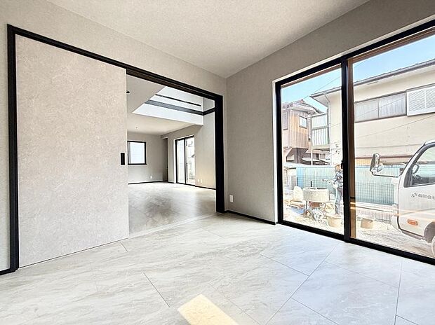 A号棟 ■落ち着いた色合いのお部屋で穏やかな時間を楽しめます
