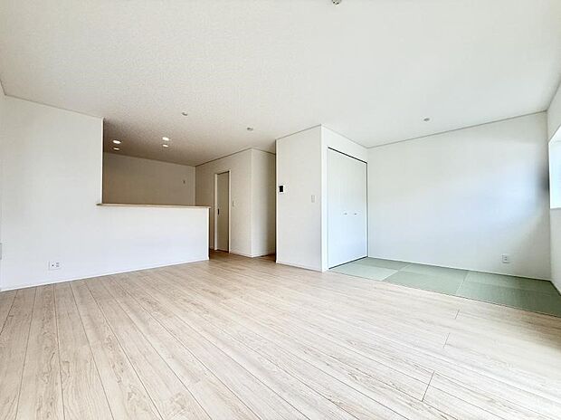 2号棟  ■くつろぎと笑顔が集まる、心温まるリビング
