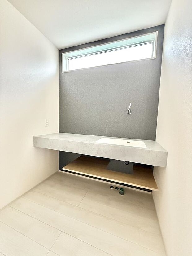 2号棟 ■朝の準備がスムーズにできる広さです
