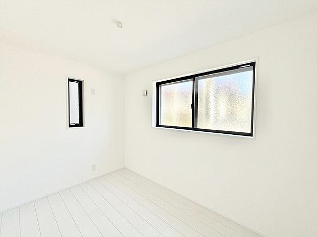 3号棟  ■落ち着いた色合いのお部屋で穏やかな時間を楽しめます