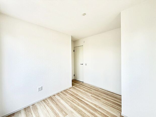 1号棟 ■落ち着いた雰囲気のお部屋で心が安らぐ空間