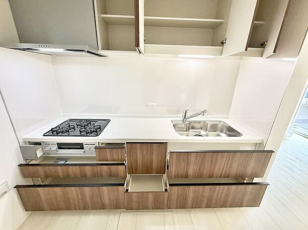 1号棟 ■シンプルで機能的、毎日使いやすいキッチン