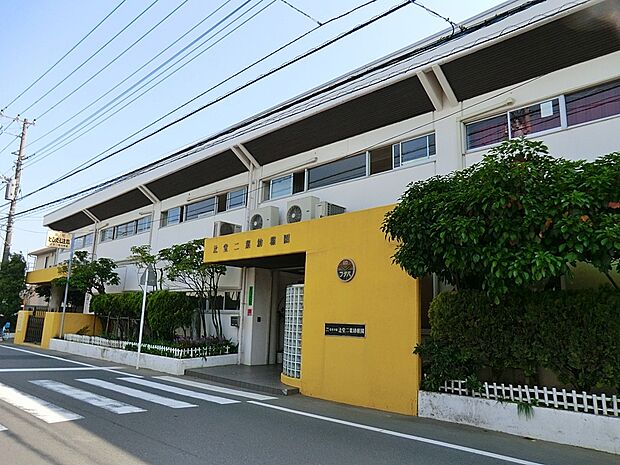 幼稚園・保育園 700m 辻堂二葉幼稚園