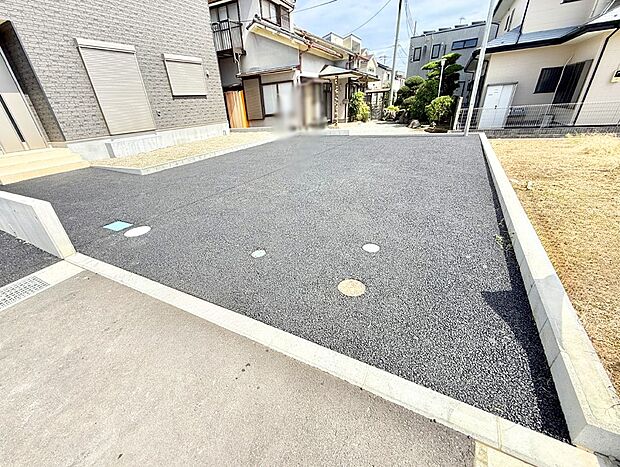 4号棟 ■快適な駐車スペースで安心