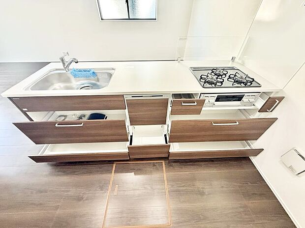 7号棟 ■美味しい時間が生まれる、笑顔あふれるキッチン