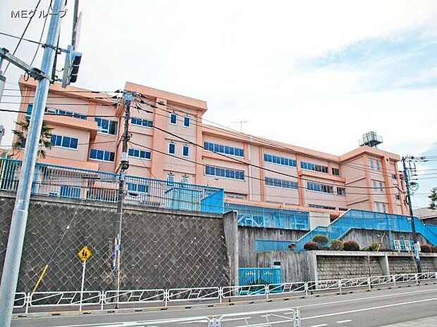 小学校 1130m 八王子市立長房小学校
